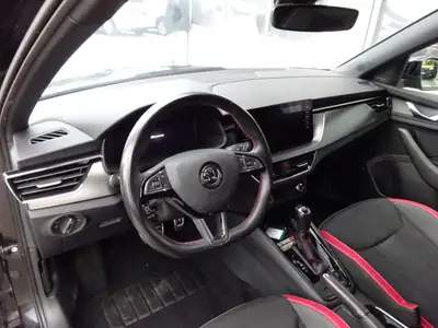 Skoda Kamiq 1.5 TSI Monte Carlo — SUV compact dynamique, toit panoramique et caméra — Miniature 8