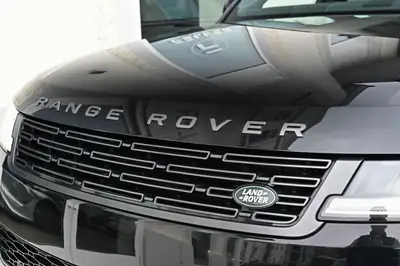 Range Rover Sport D300 MHEV — Luxe hybride diesel, 49 500 km seulement — intérieur