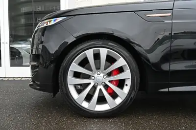 Range Rover Sport D300 MHEV — Luxe hybride diesel, 49 500 km seulement — détail