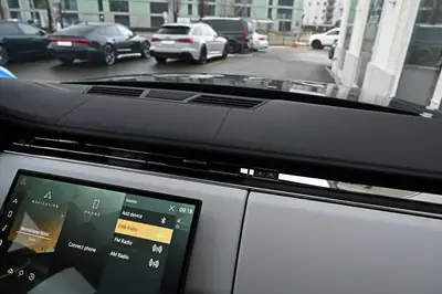 Range Rover Sport D300 MHEV — Luxe hybride diesel, 49 500 km seulement — Miniature 14