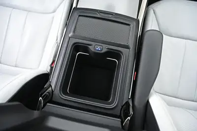 Range Rover Sport D300 MHEV — Luxe hybride diesel, 49 500 km seulement — Miniature 17