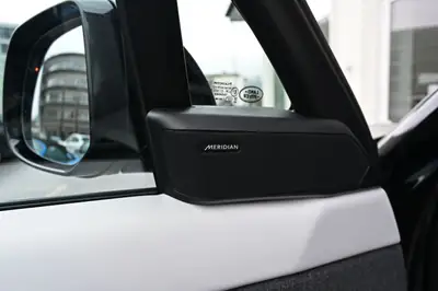 Range Rover Sport D300 MHEV — Luxe hybride diesel, 49 500 km seulement — Miniature 19
