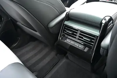 Range Rover Sport D300 MHEV — Luxe hybride diesel, 49 500 km seulement — Miniature 27