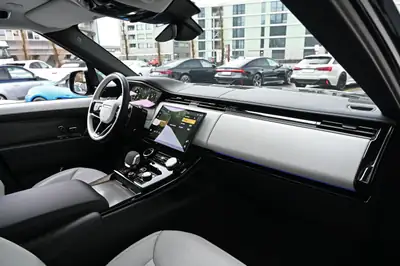 Range Rover Sport D300 MHEV — Luxe hybride diesel, 49 500 km seulement — Miniature 29