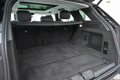 Range Rover Sport D300 MHEV — Luxe hybride diesel, 49 500 km seulement — Miniature 28