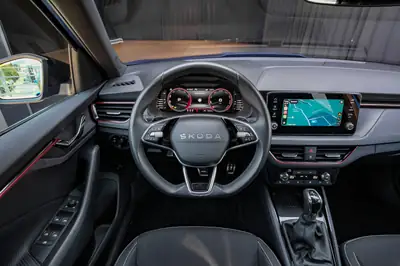 Skoda Kamiq 1.5 TSI Monte Carlo — Petit SUV dynamique, 15'250 km seulement — Miniatur 16