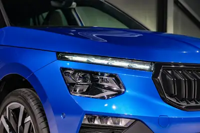 Skoda Kamiq 1.5 TSI Monte Carlo — Petit SUV dynamique, 15'250 km seulement — Miniatur 27