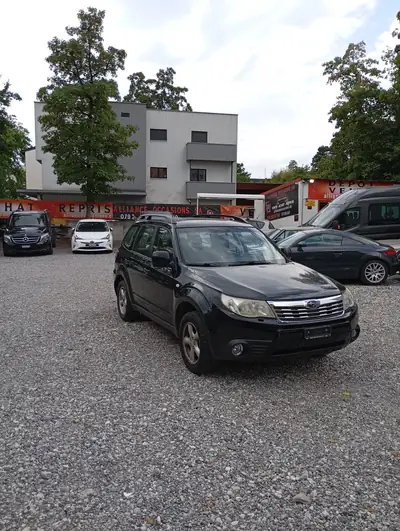 Subaru Forester 2.0X Swiss — SUV robuste tout-terrain, 280 000 km, sans sinistre — arrière