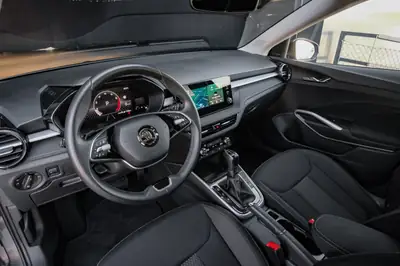 Skoda Fabia 1.0 TSI Selection DSG — Citadine économique avec garantie constructeur 5 ans — Miniatur 13