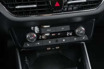 Skoda Fabia 1.0 TSI Selection DSG — Citadine économique avec garantie constructeur 5 ans — Miniatur 20