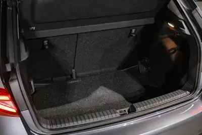 Skoda Fabia 1.0 TSI Selection DSG — Citadine économique avec garantie constructeur 5 ans — Miniatur 24