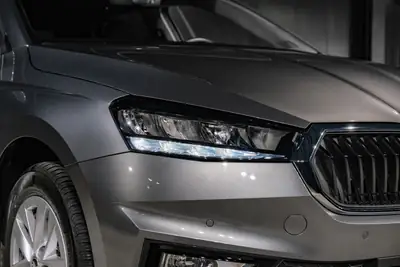 Skoda Fabia 1.0 TSI Selection DSG — Citadine économique avec garantie constructeur 5 ans — Miniatur 26