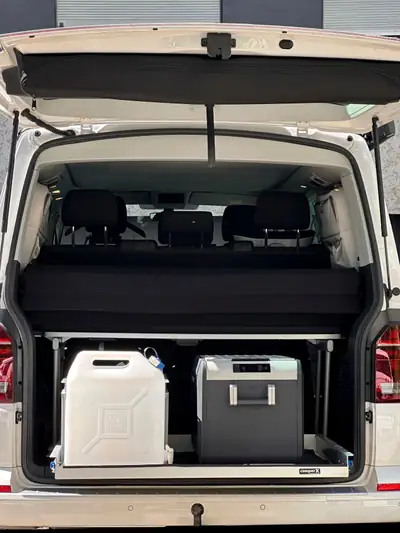 VW T6.1 California Beach — Aménagement camping premium, prêt à voyager — Miniatur 7