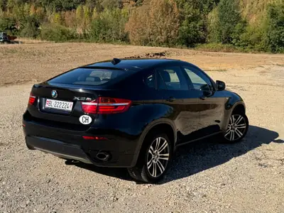 BMW X6 40d xDrive — SUV coupé diesel puissant, accident-free — Seitenansicht