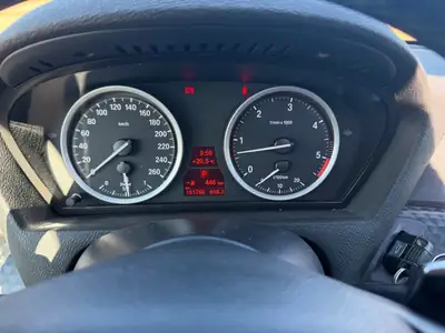 BMW X6 40d xDrive — SUV coupé diesel puissant, accident-free — Detail