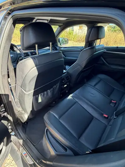 BMW X6 40d xDrive — SUV coupé diesel puissant, accident-free — Armaturenbrett