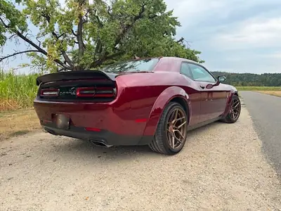Dodge Challenger RT Scat Pack Wide Body 392 — Muscle car américaine authentique, 78'000 km — arrière