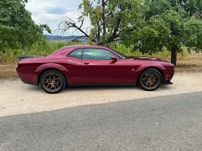 Dodge Challenger RT Scat Pack Wide Body 392 — Muscle car américaine authentique, 78'000 km — tableau de bord