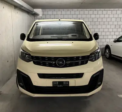 Opel Zafira Life L 2.0 CDTI 177 — Monospace 7 places, diesel efficace et bien équipé — rear view