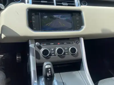 Range Rover Sport 3.0 V6 SC HSE Dynamic — SUV performant, chaîne de distribution neuve — Miniatura 9