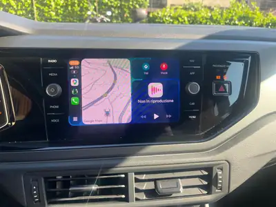 VW Taigo 1.0 TSI R-Line — Petit SUV urbain dynamique, toit panoramique et techno moderne — Thumbnail 13