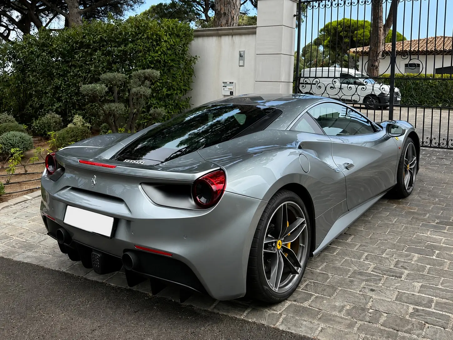 Ferrari 488 2017 occasion Genève — 3