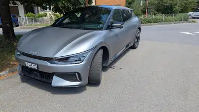 Kia EV6 77 kWh GT 4x4 — SUV électrique haute performance, 4 roues motrices — côté