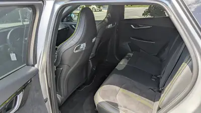 Kia EV6 77 kWh GT 4x4 — SUV électrique haute performance, 4 roues motrices — détail