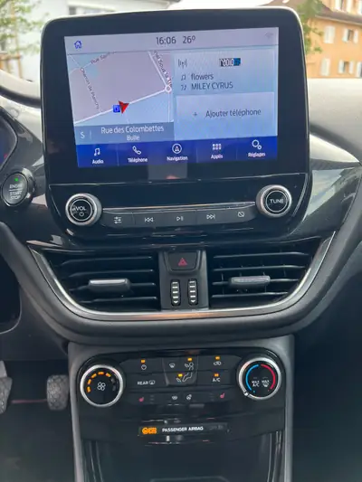 Ford Puma 1.0 MHEV ST-Line — Compact hybride économe avec roues hiver incluses — Miniatura 8