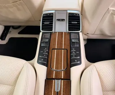 Porsche Panamera 4S 4.8 PDK — Berline de prestige, 280 000 km, sans sinistre — Miniature 28