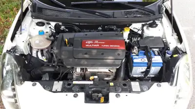 Alfa Romeo Giulietta 1.4 TB 170 ch — Sportive compacte, sans sinistre — Miniatur 8