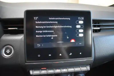 Renault Clio 1.0 TCe 100 Intens 2020 — Citadine économique, entretien Renault complet — Miniature 14