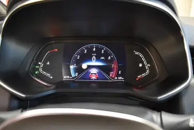 Renault Clio 1.0 TCe 100 Intens 2020 — Citadine économe, entretien Renault complet — Miniature 17