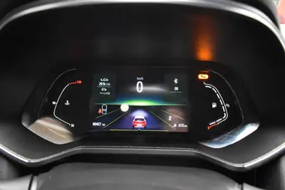 Renault Clio 1.0 TCe 100 Intens 2020 — Citadine économe, entretien Renault complet — Miniature 16