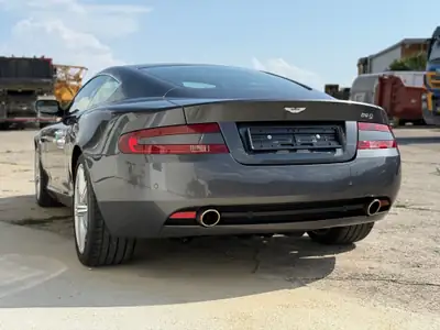 Aston Martin DB9 5.9 V12 — Chef-d'œuvre britannique, 34 500 km, parfait état — dettaglio