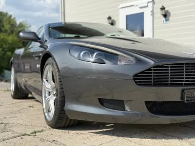 Aston Martin DB9 5.9 V12 — Chef-d'œuvre britannique, 34 500 km, parfait état — interni