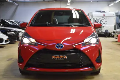Toyota Yaris 1.5 VVT-i Hybrid — Citadine écologique et économique, 98'000 km — intérieur