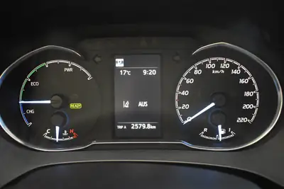 Toyota Yaris 1.5 VVT-i Hybrid — Citadine écologique et économique, 98'000 km — Miniature 14