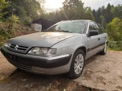 Citroën Xantia Break Diesel — Spacieux et économique, 200 000 km parcourus — exterior view