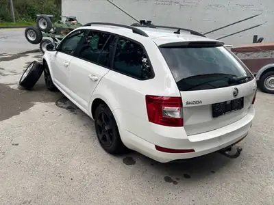 Skoda Octavia 2.0 TDI 150 4x4 — Break polyvalent, traction intégrale et récemment révisé — fianco