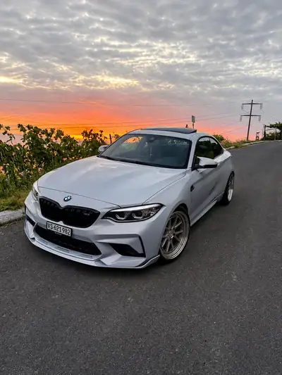BMW M2 F87 — Coupé sportif haute performance, 411 ch de pure adrénaline — rear view