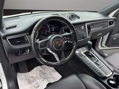 Porsche Macan Turbo Performance PDK — SUV haute performance, 440 ch, entretien impeccable — Miniature 10