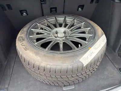 Porsche Macan Turbo Performance PDK — SUV haute performance, 440 ch, entretien impeccable — Miniature 20