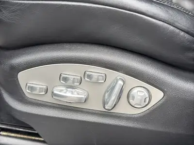 Porsche Macan Turbo Performance PDK — SUV haute performance, 440 ch, entretien impeccable — Miniature 22