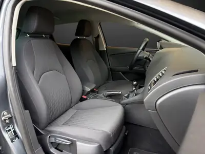 SEAT Leon 1.4 TSI Style — Berline dynamique, révision complète et garantie — Miniature 9