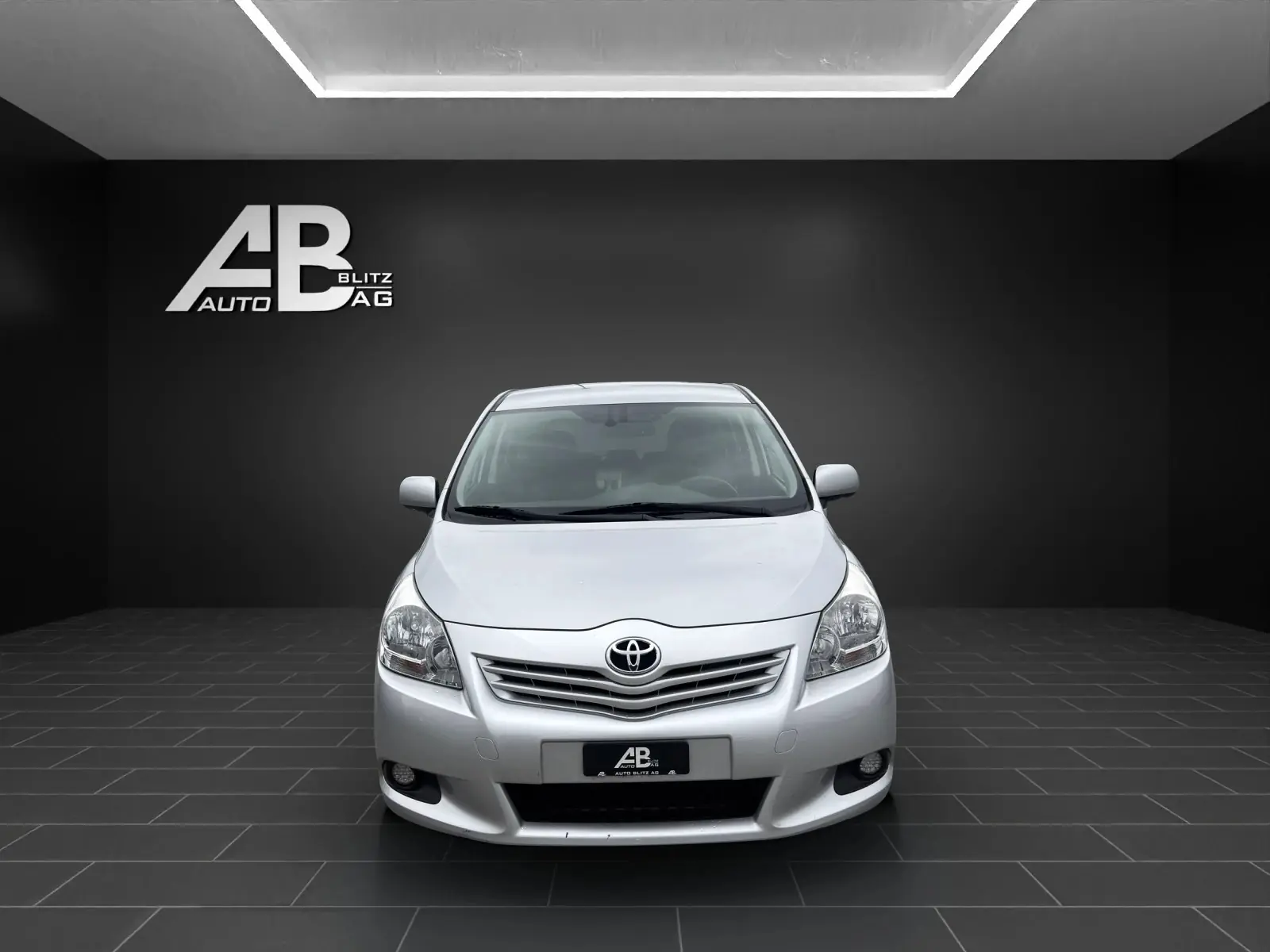 Toyota Verso 1.8 Linea Sol — Monospace 7 places fiable, entretien à jour
