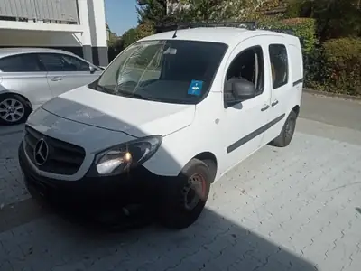 Mercedes-Benz Citan 111 CDI — Utilitaire compact fiable, entretien complet — Armaturenbrett