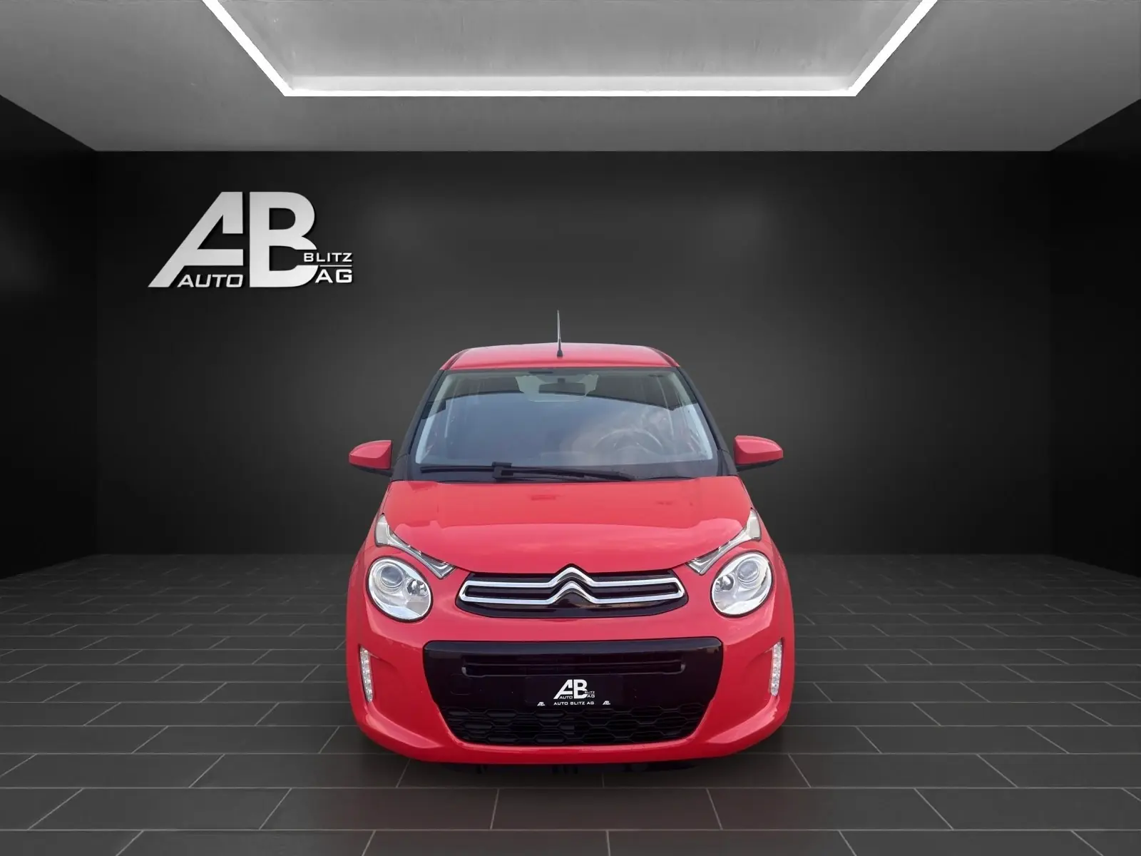 Citroën C1 1.2 VTi Swiss&Me — Petite citadine économe, entretien frais inclus