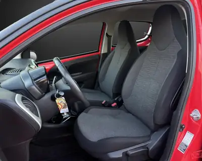 Citroën C1 1.2 VTi Swiss&Me — Petite citadine économe, entretien frais inclus — Miniature 7