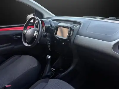 Citroën C1 1.2 VTi Swiss&Me — Petite citadine économe, entretien frais inclus — Miniature 10